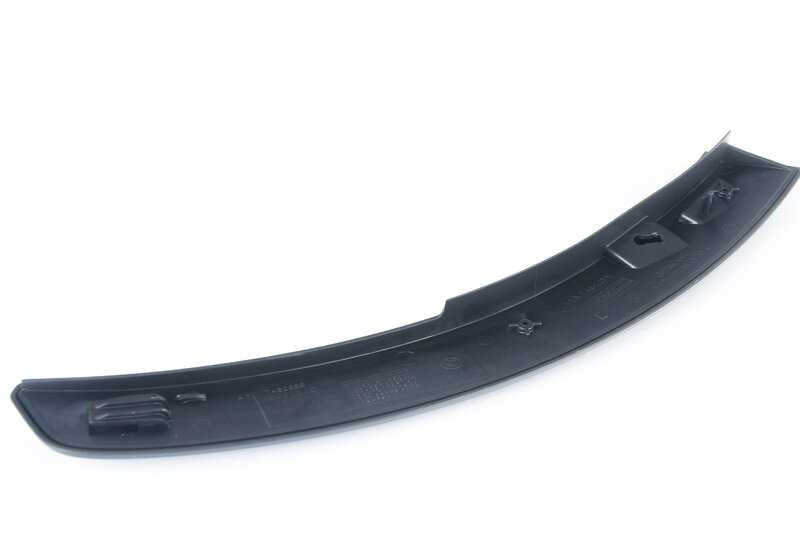 Cubierta del Paso de Rueda Imprimada Delantera Izquierda para BMW I01N (OEM 51117484527). Original BMW