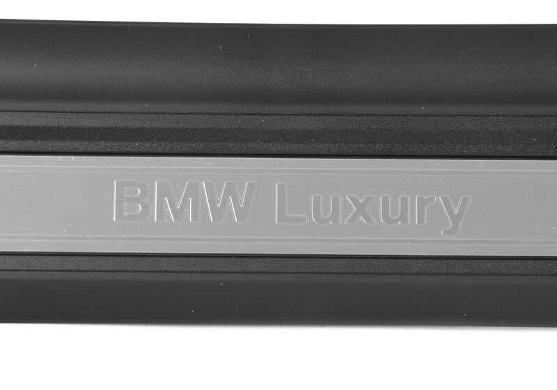 Embellecedor de entrada OEM 51477345112 para BMW Serie 4 Cabrio (F33). Original BMW.