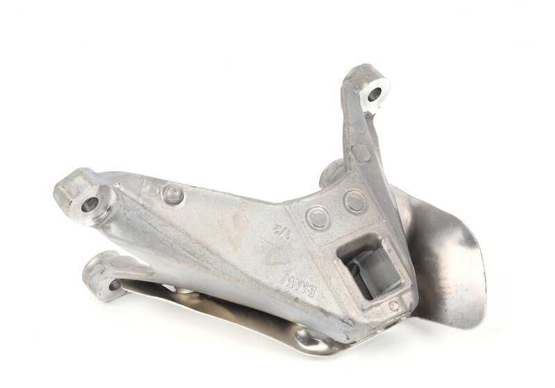 Right engine mount for BMW 3 Series G20N, G21N, 4 Series G26, X3 F97, F97N, X4 F98, F98N (OEM 22118053492). Genuine BMW.