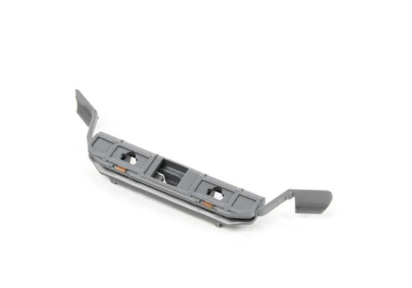 Clip para fijación de moldura inferior del parabrisas OEM 51317437711 para BMW F40, F52, F44, G42, U06, G20, G21, G28, G80, G22, G23, G26, G82, G83, F39, G05, G18, F95, G06, F96, G07. Original BMW.