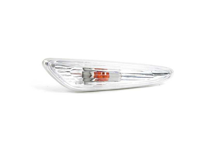 Additional indicator light white right for BMW 3 Series E46 (OEM 63137165916). Original BMW