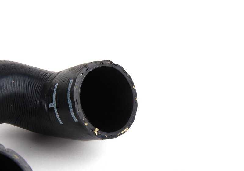 Tubo del termostato della pompa di refrigerante OEM 11537521049 per BMW E81, E82, E87, E88, E90, E91, E92, E93, E60, E61, E63, E64, E65, E66, E84, E83, E70, E85, E86, E86. BMW originale.