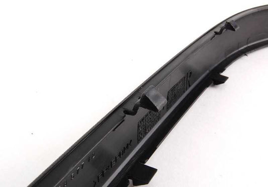 Front right moulding for BMW E39 (OEM 51118226562). Original BMW.