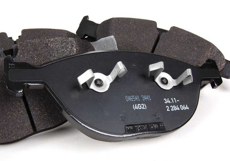 Asbestos-free Brake Pad Set for BMW 5 Series E60, E61N, 6 Series E63, E64 (OEM 34112284065). Genuine BMW