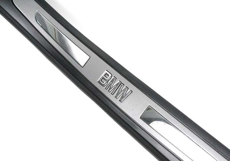 Cubierta de entrada trasera derecha para BMW Serie 7 E66 (OEM 51477007398). Original BMW