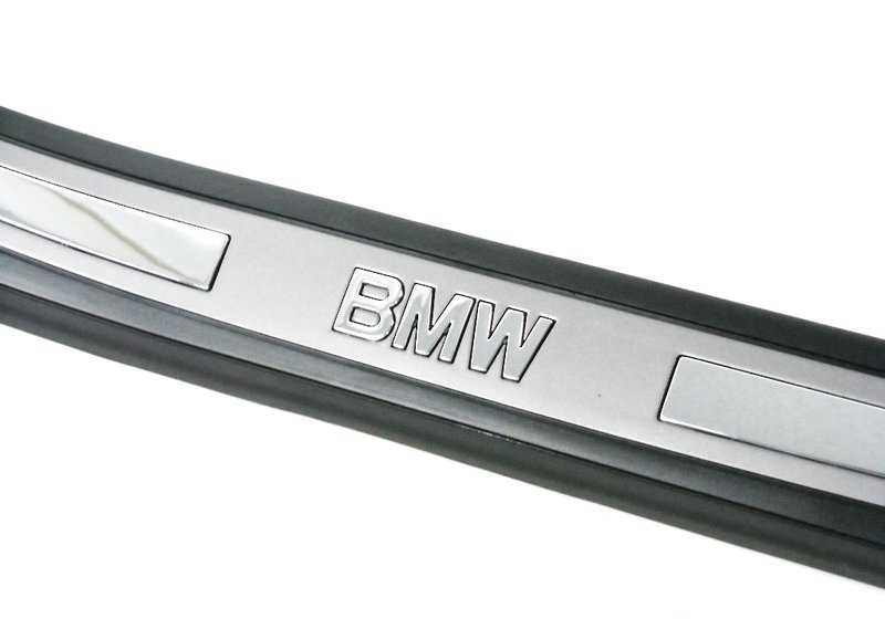 Cubierta de entrada trasera derecha para BMW Serie 7 E66 (OEM 51477007398). Original BMW