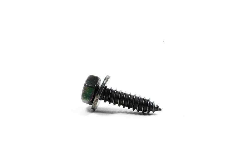 Sheet metal screw for BMW E53, E85 (OEM 07119902368). Original BMW