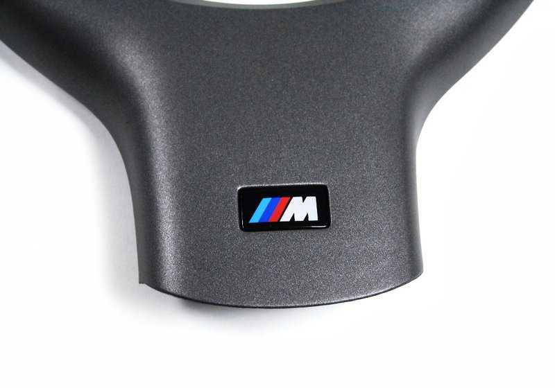 Stampaggio inferiore in volo M per BMW E46 ed E39. Titan-Shadow. BMW originale.