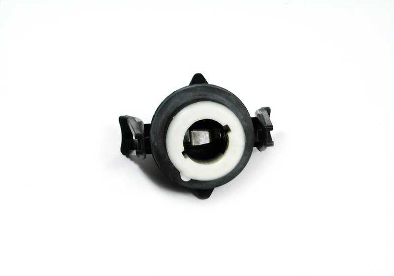 Lamp holder for BMW E36, E34, E38 (OEM 63131384032). Genuine BMW