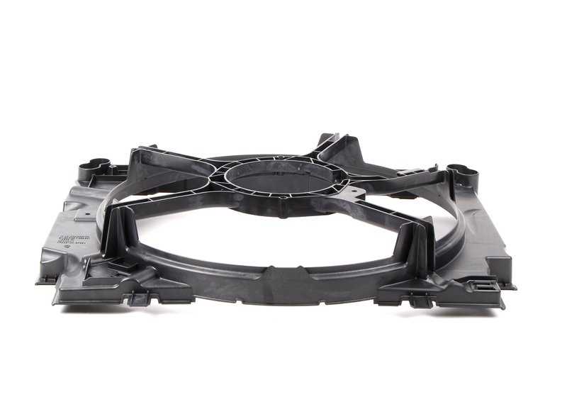 Carcasa del ventilador para BMW Serie 5 E60N, E61N (OEM 17427569921). Original BMW