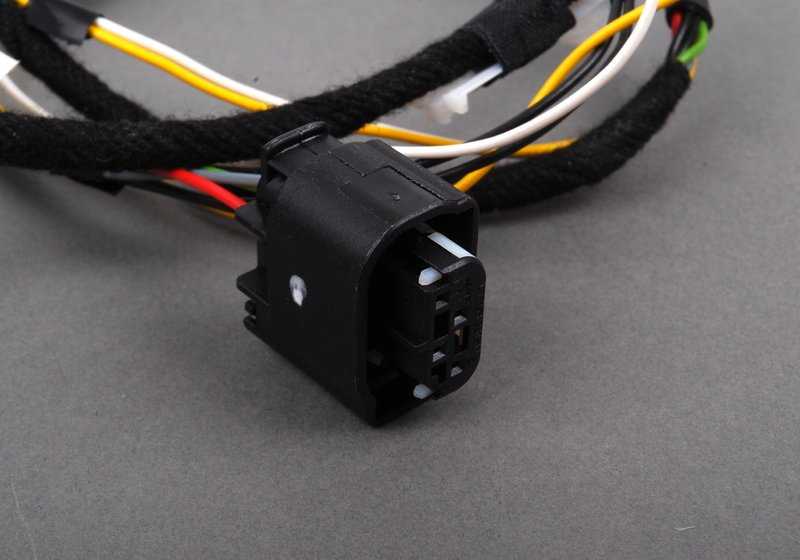 Left wiring harness for BMW 3 Series E46 (OEM 67138379003). Original BMW