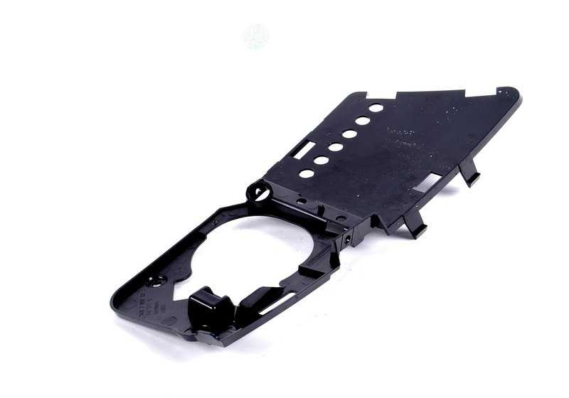 Soporte para faro antiniebla izquierdo para BMW E90N, E91N (OEM 51117892111). Original BMW