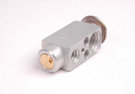 Expansion valve for BMW E36, E34, E32, E38, E31 (OEM 64118362851). Original BMW