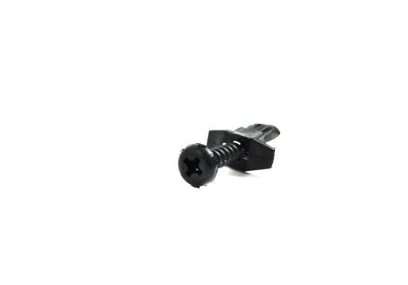 Grapa / clip remache universal para interiores. Original de BMW