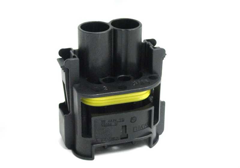 Caja de conector para BMW Serie 1 E81, E82, E87, E88, Serie 3 E90, E91, E92, E93, Serie 5 E60, E61, Serie 6 E63, E64, Serie 7 E65, E66, X1 E84, X3 E83, X5 E53, E70 (OEM 61136900536). Original BMW