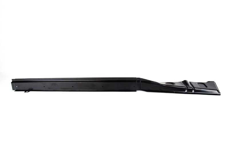 Right cover for BMW 3 Series E30 (OEM 41351935898). Original BMW.