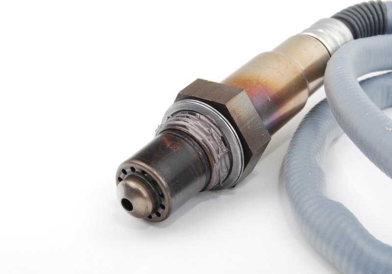 Sonda Lambda de regulación para BMW Serie 1 E81, E82, E87, E88, Serie 3 E90, E91, E92, E93, Serie 5 E60, E61, F10, F11, Serie 6 E63, E64, Serie 7 E65, E66, X1 E84, X3 E83N, Z4 E85, E86, E89 (OEM 11787558073). Original BMW