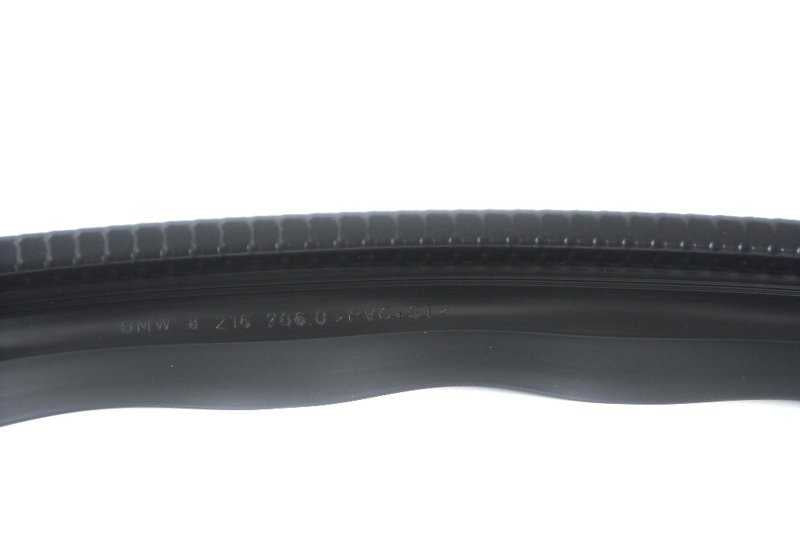 Spoiler delantero OEM 51118216706 para BMW E39. Original BMW.