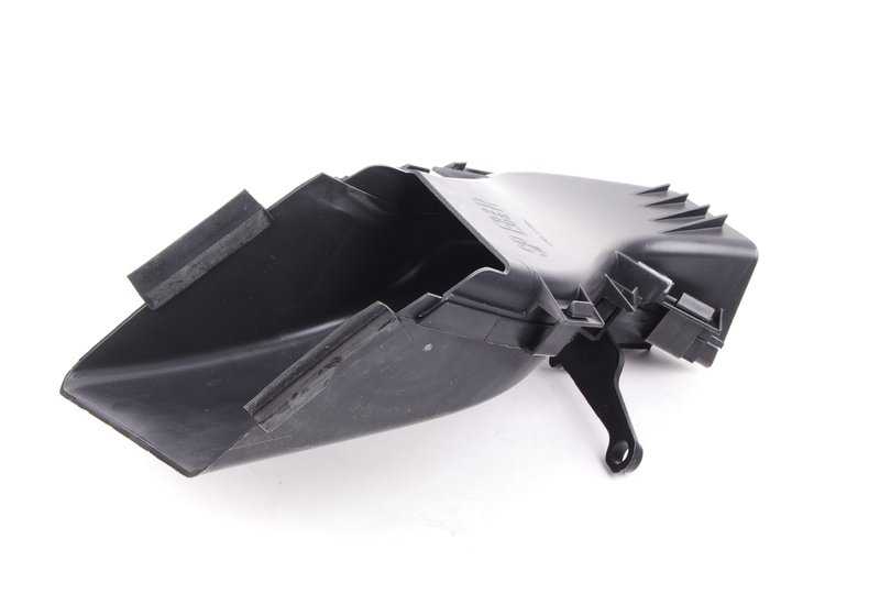 Guía de aire de freno izquierda para BMW Serie 1 E82, E88 (OEM 51748046299). Original BMW.