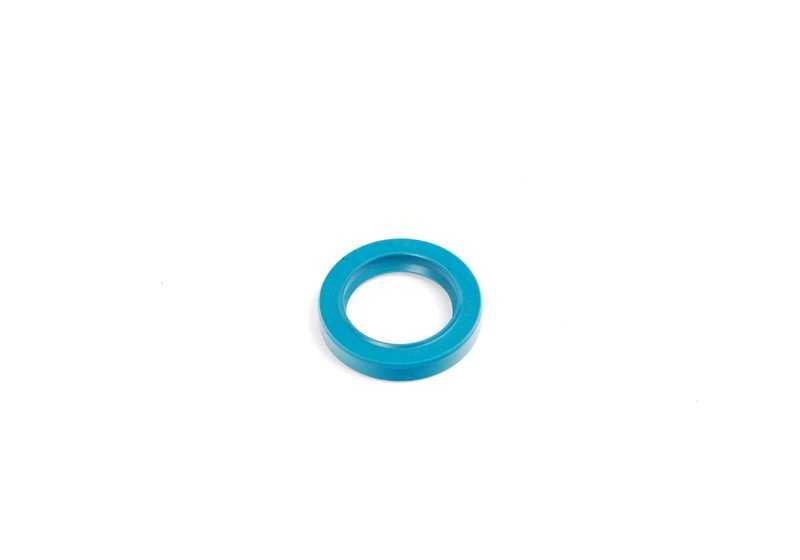 Shaft seal for BMW 5 Series E12, E28, 6 Series E24, 7 Series E23 (OEM 32131111871). Original BMW.