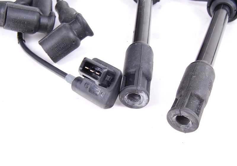 Fiação de ignição OEM 121212680 para BMW E34. BMW original.