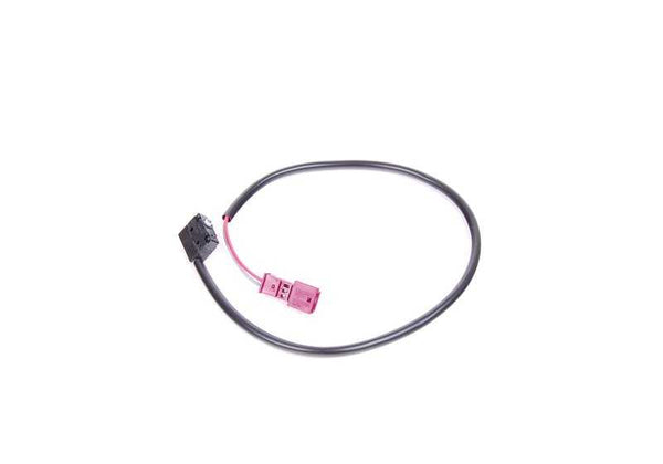 Microswitch-cierre del maletero para BMW Serie 7 E38 (OEM 61318360401). Original BMW.