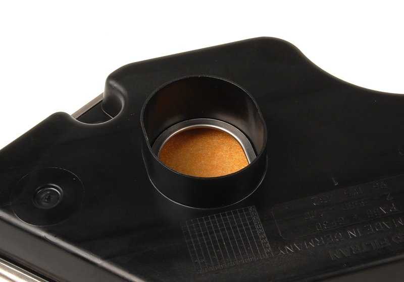 Filtro de aceite para BMW Serie 3 E36, E46 Serie 5 E34, E39 (OEM 24111218899). Original BMW