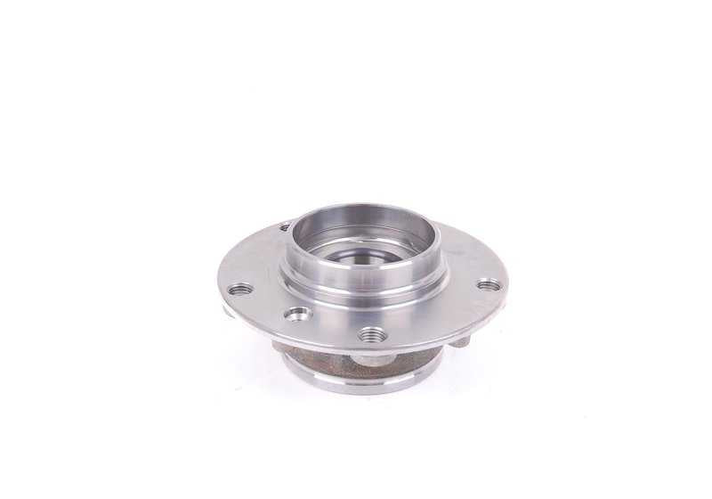 Wheel hubs with front bearing for BMW 7 Series E38 (OEM 31221092519). Original BMW