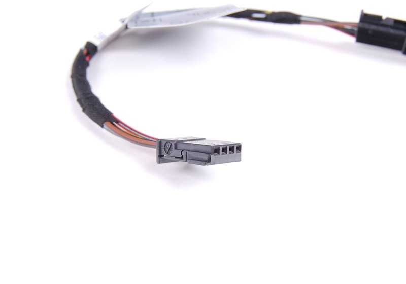 Adaptador de cable OEM 65758385535 para BMW E39, E38. Original BMW.