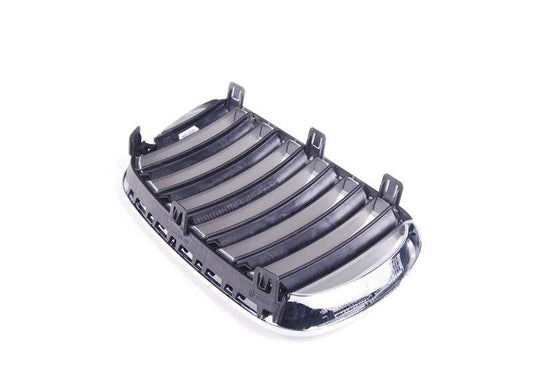 Front left decorative grille for BMW E83N (OEM 51113420089). Original BMW.