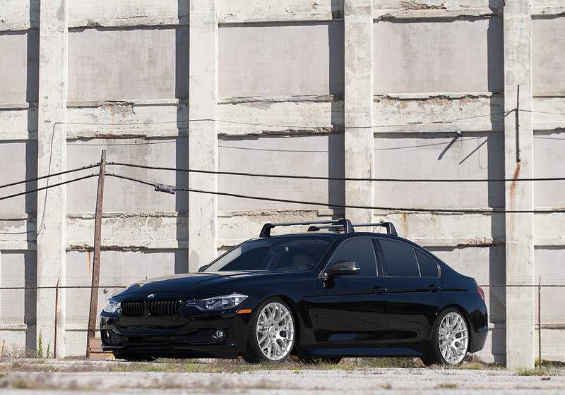 Roof rack for BMW F30, F34, F80 (OEM 82712361814). Original BMW.