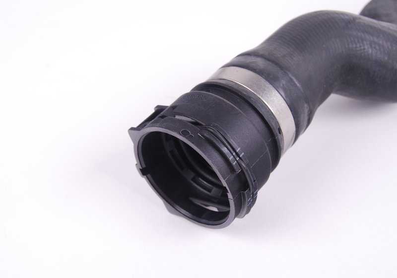 Mangueira de refrigerante OEM 17127578399 para BMW F10, F11, F18, F01, F02. BMW original.