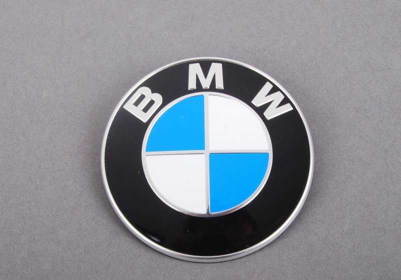 Placa para BMW Serie 2 F22, F23, F45, F46, F87, Serie 3 E46, E90, F30, F31, F35, F80, Serie 4 F32, F33, F36, F83 (OEM 51148219237). Original BMW