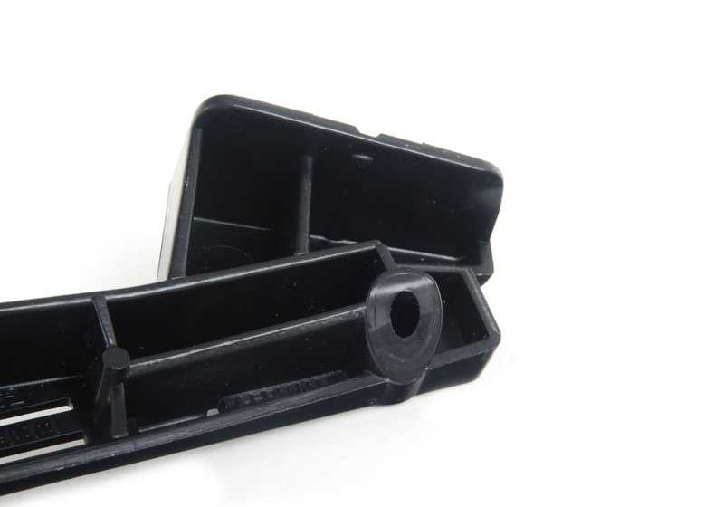 Soporte lateral derecho del parachoques OEM 51117900762 para BMW E90, E92, E93. Original BMW.