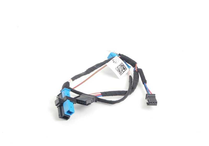 Cable de conexión del volante para BMW F07, F10, F11, F06, F12, F13, F01N, F02N (OEM 32307848332). Original BMW