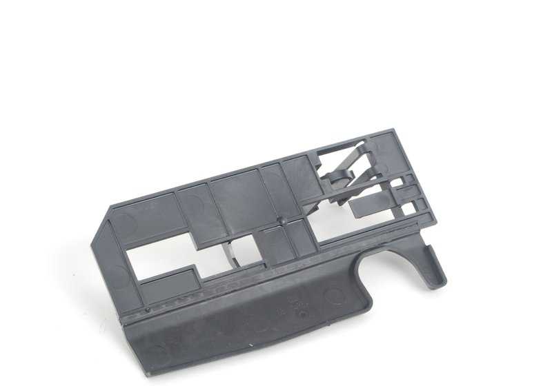 Clip for BMW 5 Series F07, F10, F11, F18, 6 Series F06, F12, F13, 7 Series F01, F02 (OEM 17127613139). Genuine BMW