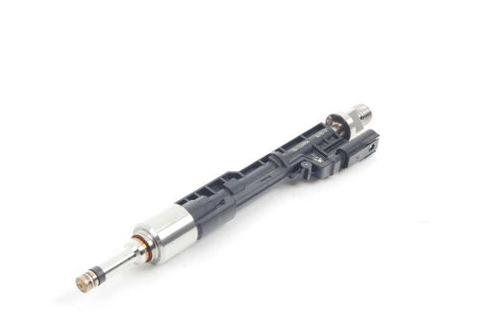 Injecteur pour BMW E82, E88, F20, F21, F22, F23, F87, E93, F30, F31, F34, F35, F80, F32, F33, F36, F82, F83, F07, F10, F11, F18, F06, F12 , F13, F01N, F02N, E84, F25, F26, F15, E71, F16 (OEM 13647639994). BMW d'origine