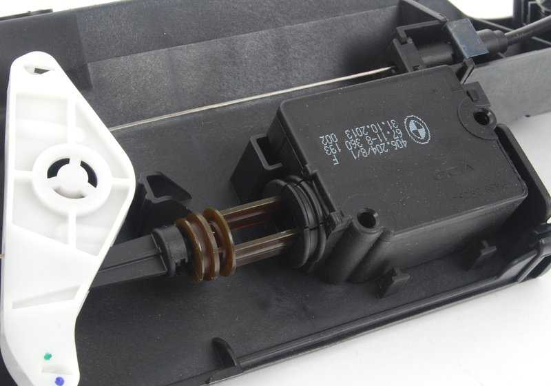 Cerradura del Maletero para BMW Serie 3 E93, E93N (OEM 51247353615). Original BMW