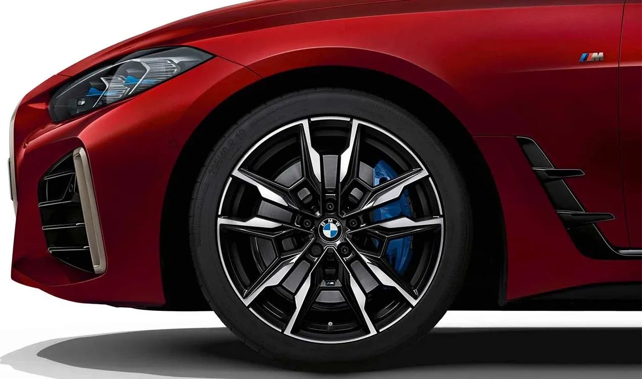 M Double Spoke Alloy Wheel 861 for BMW 4 Series G26 (OEM 36118089227). Original BMW.