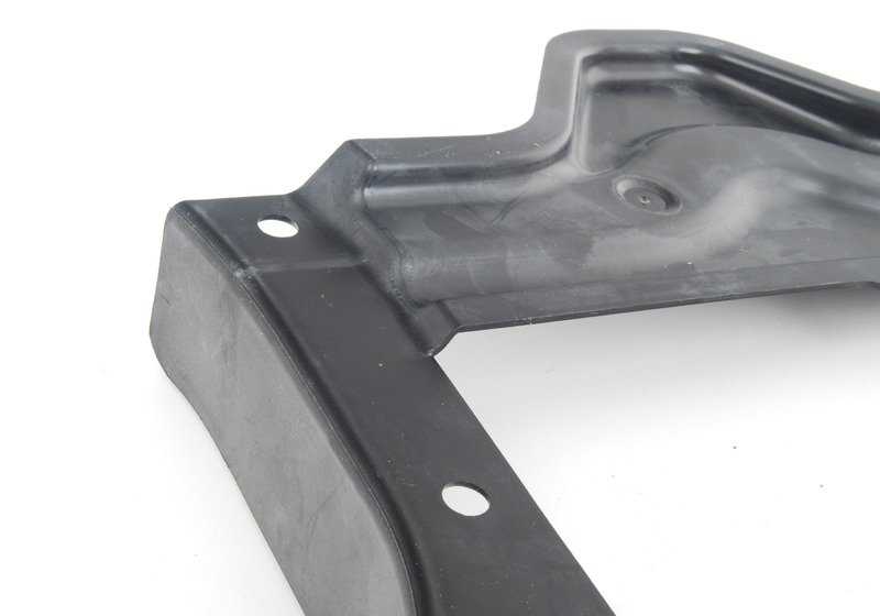 Moldura trasera derecha OEM 51717030708 para BMW Serie 7 (E65, E66). Original BMW.