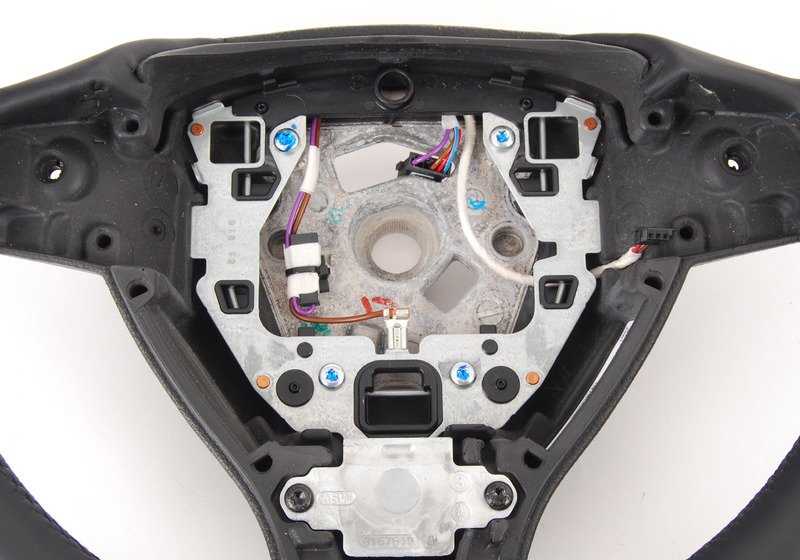 OEM Sports Flyer 32336790891 pour BMW F01, F02, F04, F07, F10, F11, F12, F13. BMW d'origine.