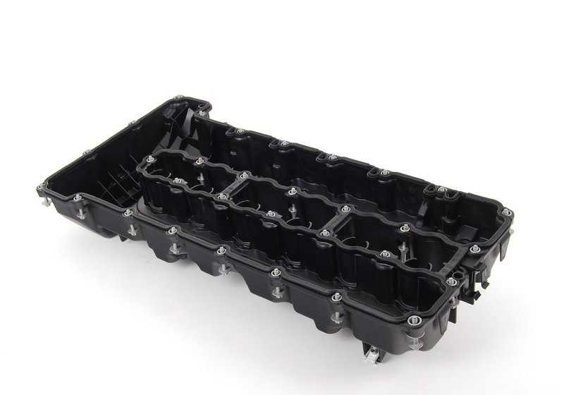 Cylinder head cover for BMW E82, E88, E90, E91, E92, E93, E60, E61, F01, F02, E71, E89. Original BMW spare part.