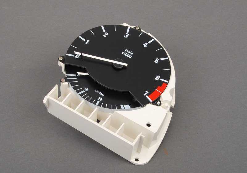 Tachometer with Consumption Indicator for BMW 5 Series E28, 6 Series E24, 7 Series E23 (OEM 62131377603). Original BMW.