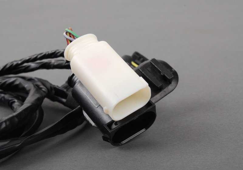 Cableado para paragolpes delantero OEM 61129326025 para BMW F30, F31, F34, F32, F33. Original BMW.