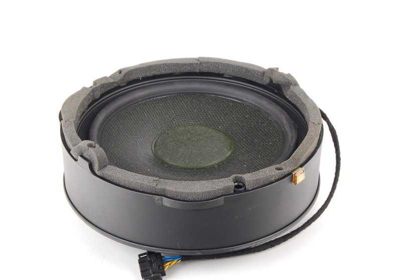 Subwoofer for BMW E39 (OEM 65137894047). Genuine BMW