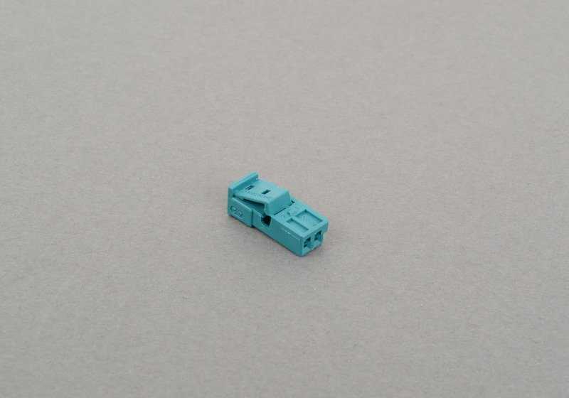 Conector universal sin codificar OEM 61136925634 para BMW E81, E82, E87, E88, F40, F44, E36, E90, E91, E92, E93, G20, G21, G28, G80, G22, G23, G26, G82, G83, E60, E61, F07, E63, E64, E65, E66, G16, E84, E83, E70, F15, G05, G18, F85, F95, E71, E72, F1