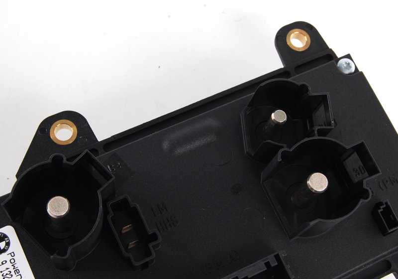 Módulo de Potencia Controlador para BMW Serie 7 E65, E66 (OEM 61359132581). Original BMW.