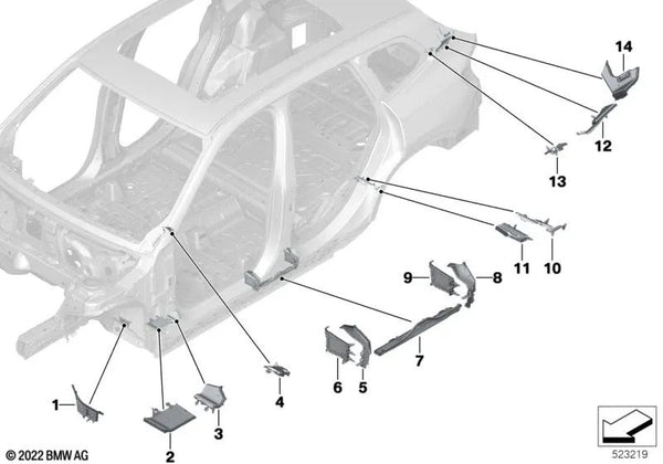 Pieza de forma entrada externa derecha para BMW X1 U11, U12 (OEM 41009479362). Original BMW.