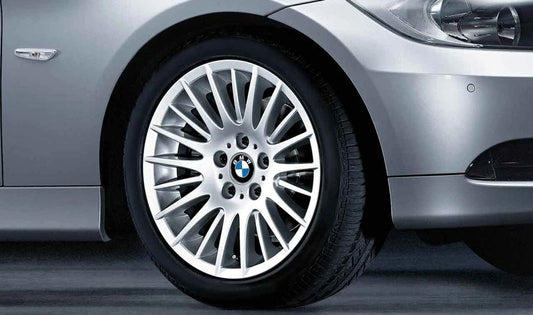 Llanta de Aluminio Radial Spoke 160 para BMW Serie 3 E90, E91, E92, E93 (OEM 36116775598). Original BMW.