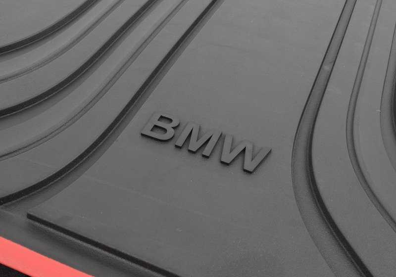 Alfombrillas de goma originales BMW (All Weather) OEM 51472350422 para BMW Serie 4 Cabrio (F33) y BMW M4 Cabrio (F83).